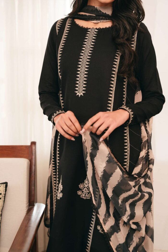 Riqaa Elegance – Embroidered 3 Piece Dhanak