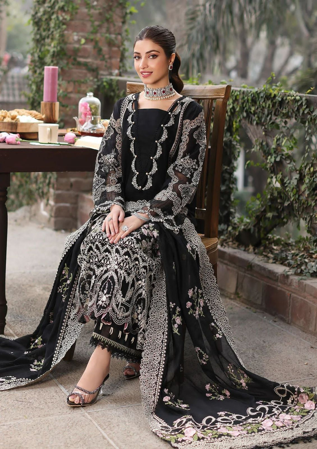 Noor e Siyah Luxury Embroidery 3- piece
